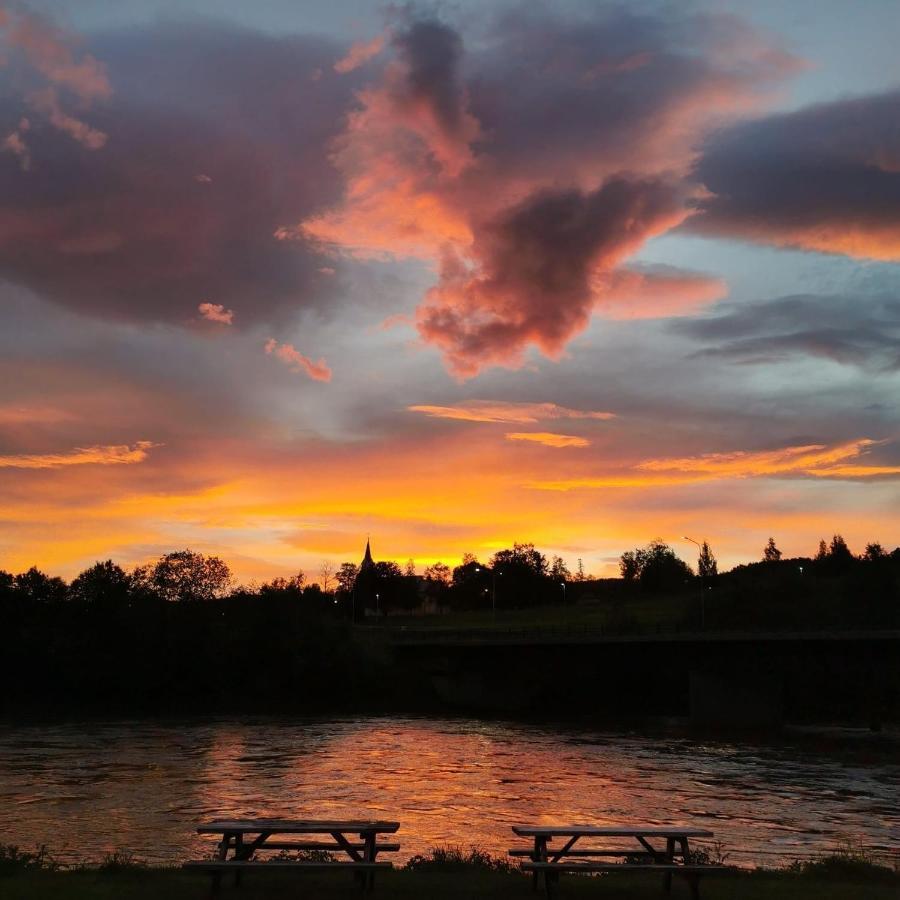 Surnadal Camping Brekkoya Skei  ภายนอก รูปภาพ